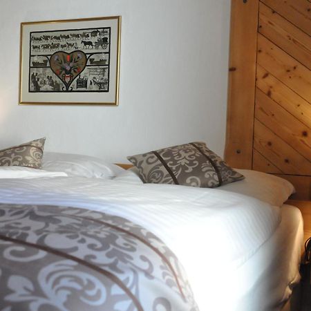 Residence Le Sapin & Bains De La Gruyere Charmey Ngoại thất bức ảnh